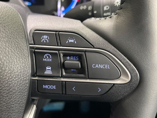 TOYOTA NOAH HYBRID 4WD 2023