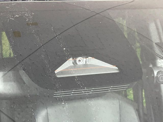 TOYOTA VOXY 4WD 2025