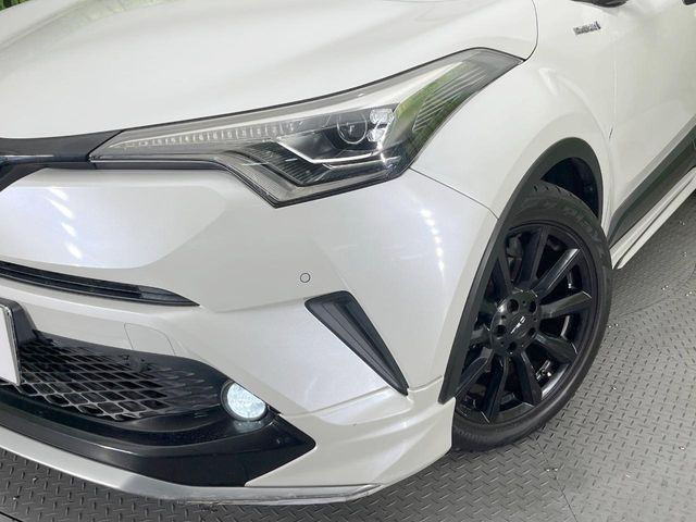 TOYOTA C-HR 2017