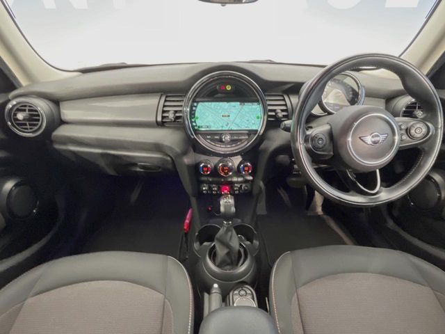 BMW MINI COOPER D 5DOOR 2018