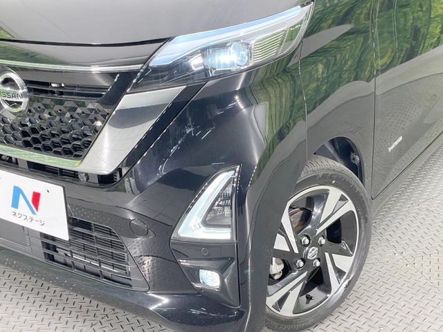 NISSAN ROOX 2022