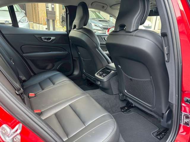 VOLVO VOLVO S60 2023