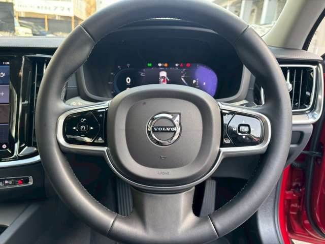 VOLVO VOLVO S60 2023