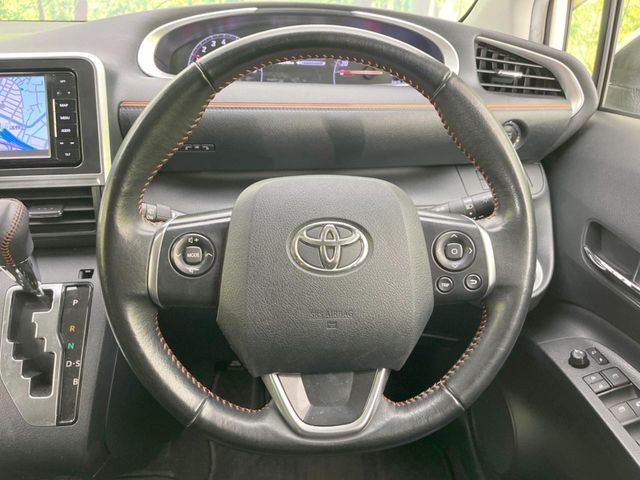 TOYOTA SIENTA 2018
