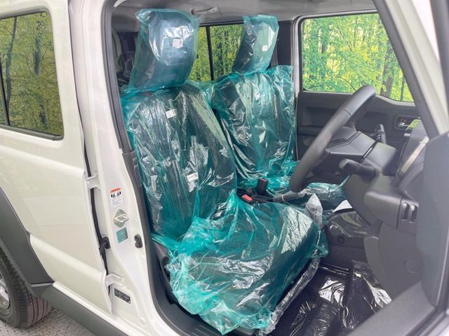 SUZUKI JIMNY NOMADE 2025