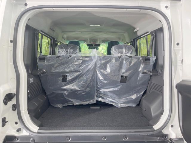 SUZUKI JIMNY NOMADE 2025