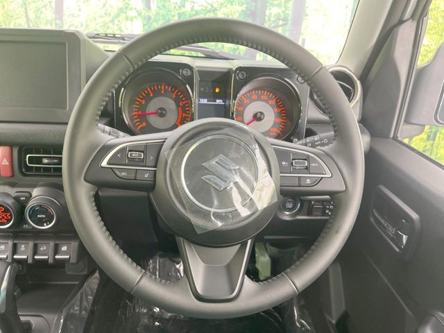 SUZUKI JIMNY NOMADE 2025