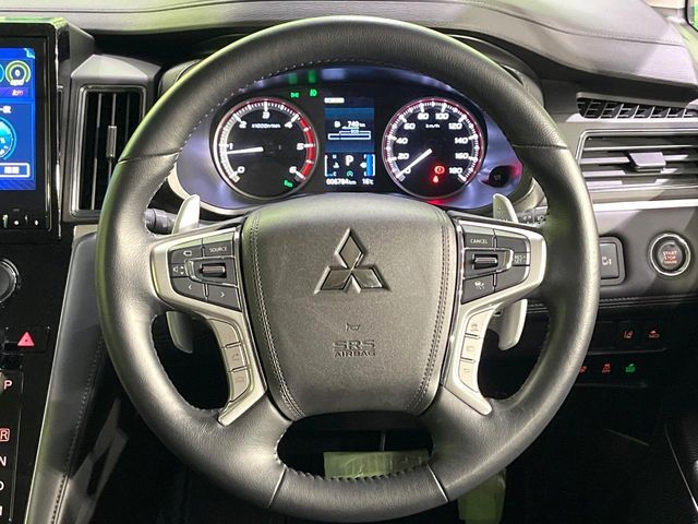 MITSUBISHI DELICA D:5 4WD 2023