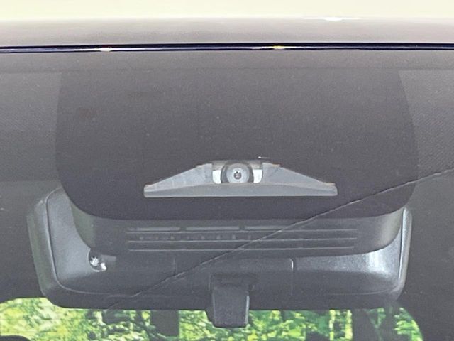 TOYOTA NOAH 4WD 2023