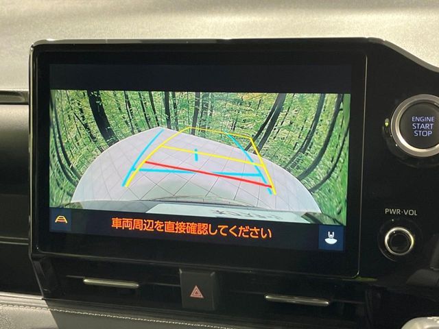 TOYOTA NOAH 4WD 2023