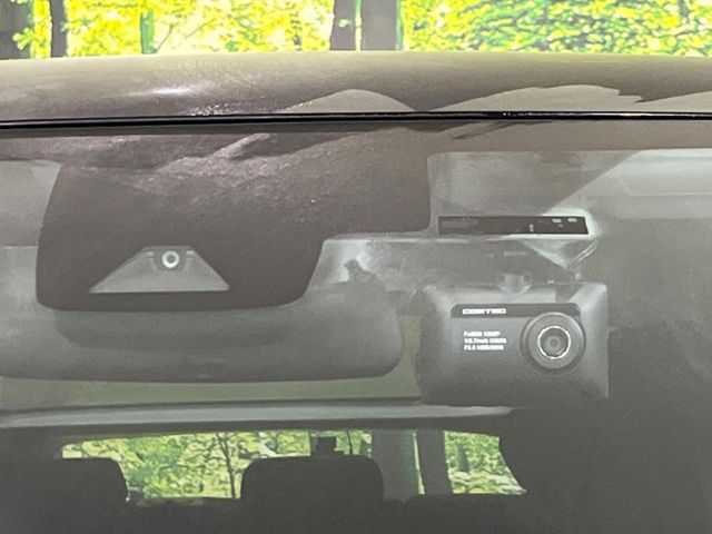 TOYOTA PRIUS 4WD 2016