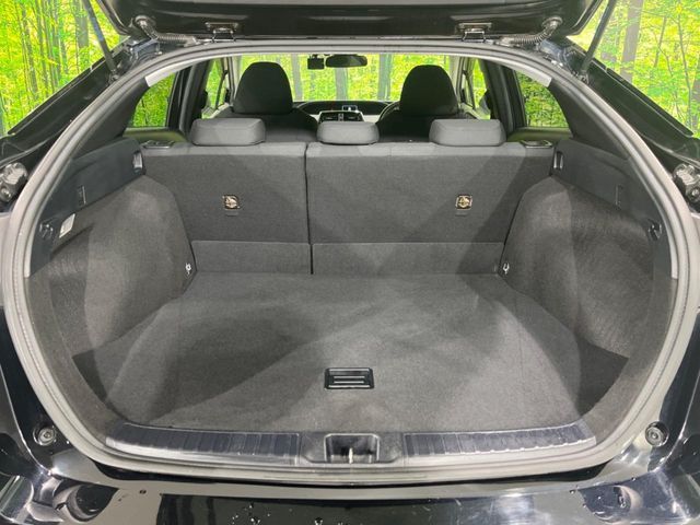 TOYOTA PRIUS 4WD 2016