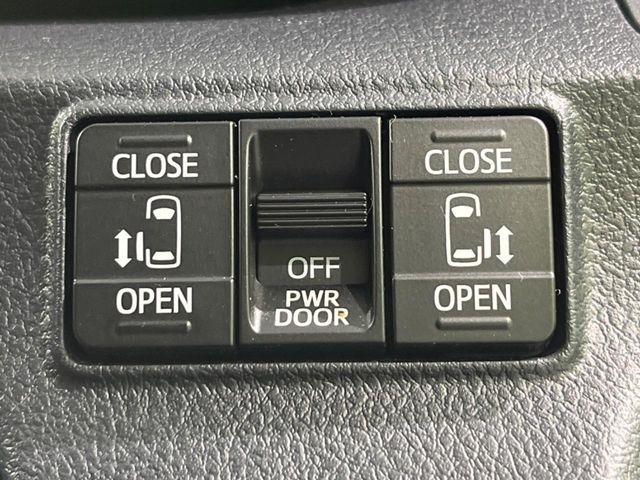 TOYOTA SIENTA 4WD 2022