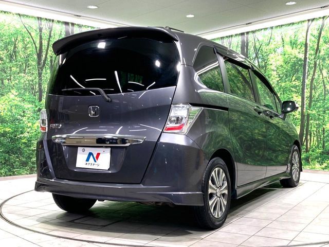 HONDA FREED 2013