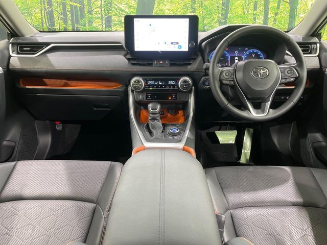 TOYOTA RAV4 4WD 2025