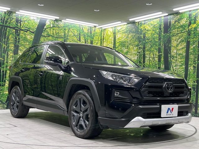 TOYOTA RAV4 4WD 2025