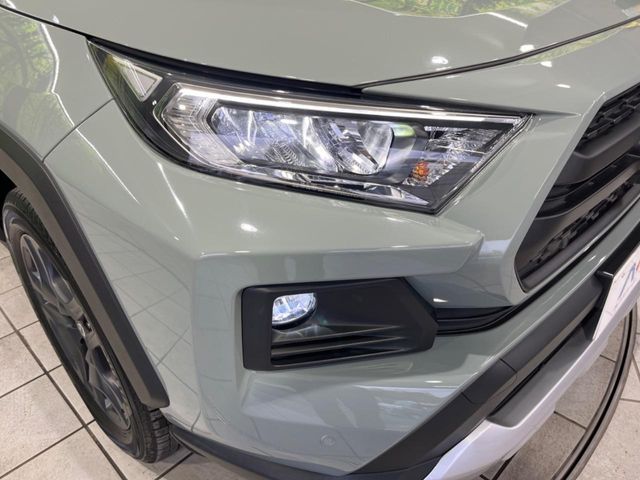 TOYOTA RAV4 4WD 2023