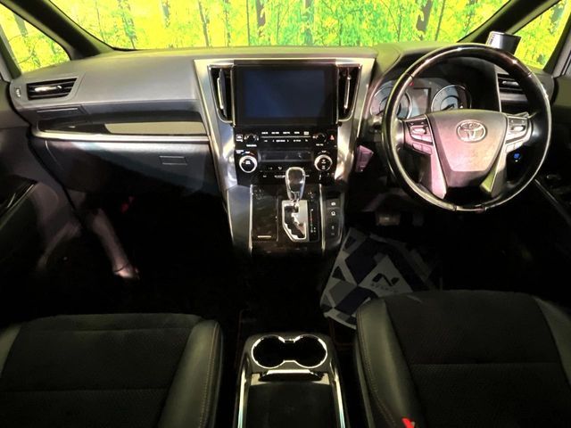 TOYOTA ALPHARD 4WD 2017