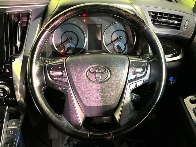 TOYOTA ALPHARD 4WD 2017