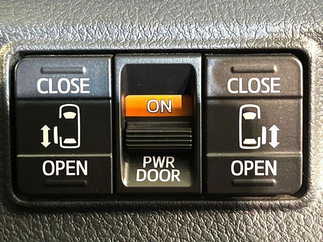 TOYOTA SIENTA HYBRID 2020