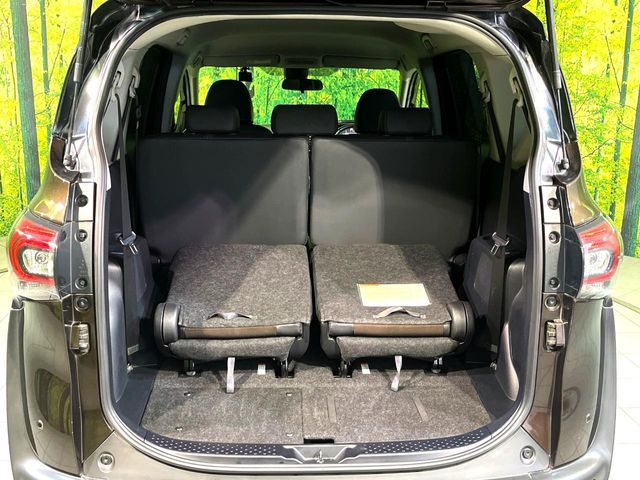 TOYOTA SIENTA HYBRID 2020