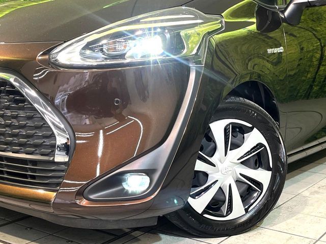 TOYOTA SIENTA HYBRID 2020