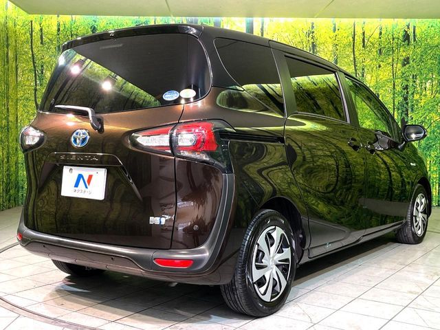 TOYOTA SIENTA HYBRID 2020