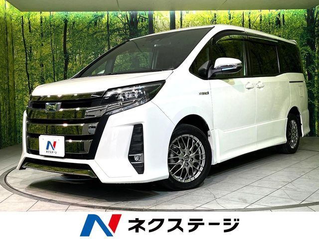 TOYOTA NOAH HYBRID 2017