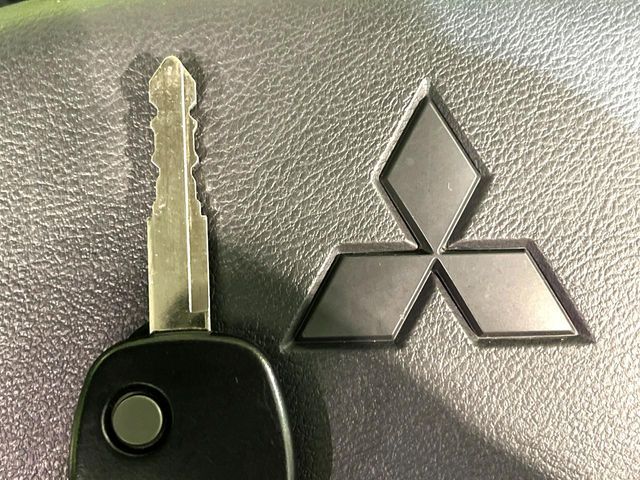 MITSUBISHI MINICAB truck 4WD 2025