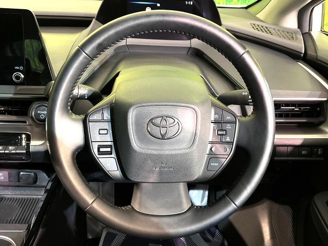 TOYOTA PRIUS 2023