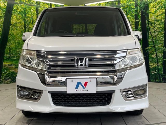 HONDA STEPWAGON SPADA 2013