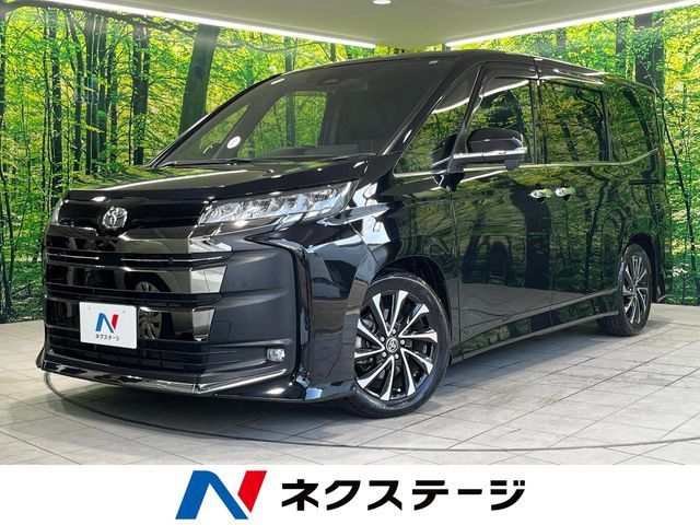 TOYOTA NOAH 2022