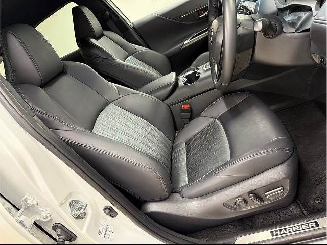 TOYOTA HARRIER 2WD 2023