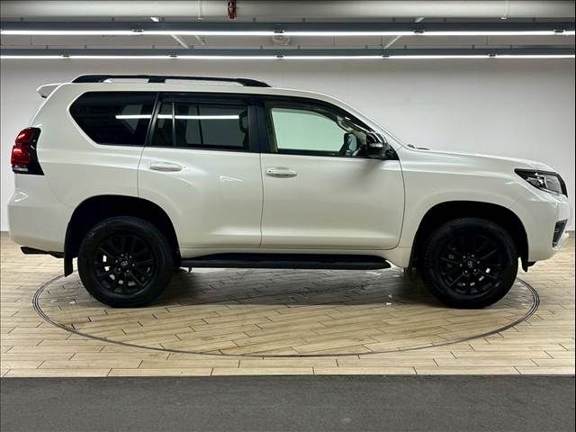 TOYOTA LANDCRUISER PRADO 2023