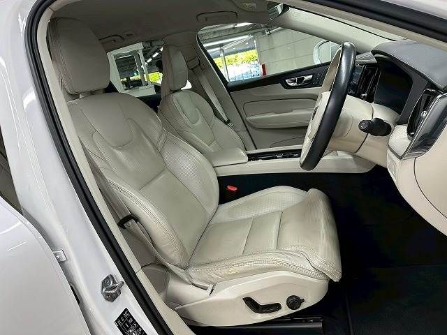 VOLVO VOLVO XC60 2020