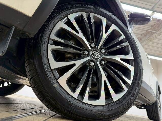 TOYOTA YARIS CROSS HYBRID 2023