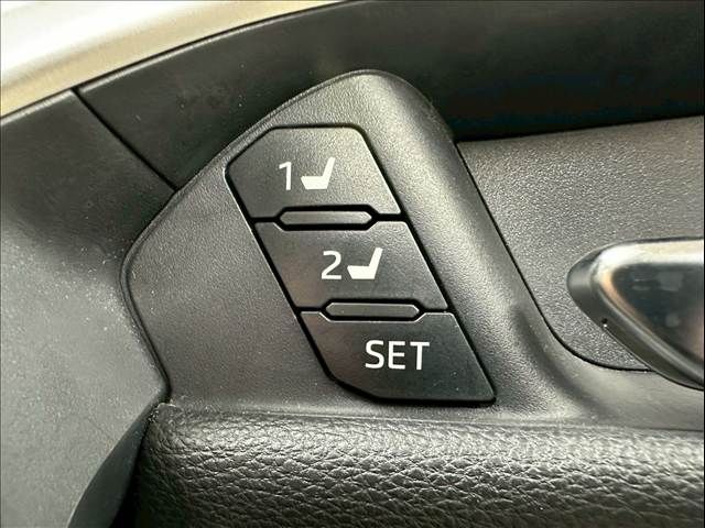 TOYOTA RAV4 PHV 2021