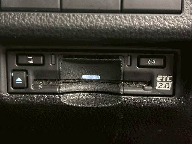 TOYOTA RAV4 HYBRID 4WD 2023