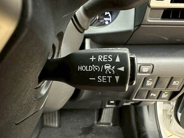 TOYOTA LEXUS RC300h 2018