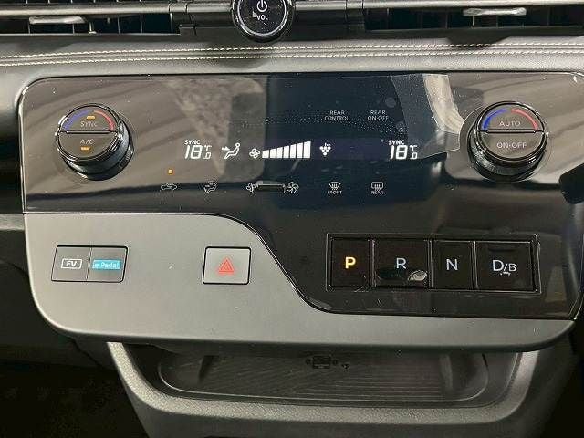 NISSAN SERENA  WG 2023