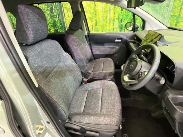 TOYOTA SIENTA HYBRID 2025