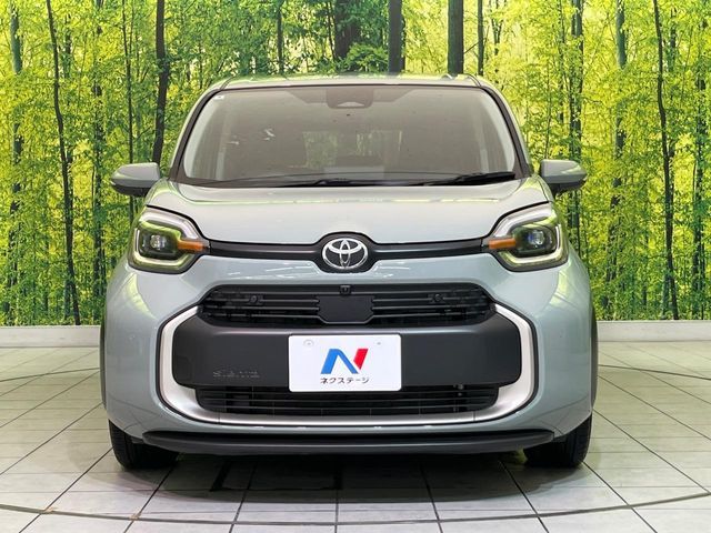 TOYOTA SIENTA HYBRID 2025