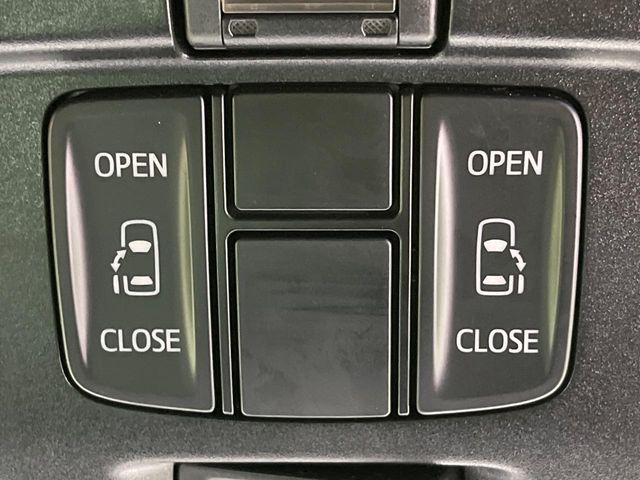 TOYOTA VELLFIRE 2018