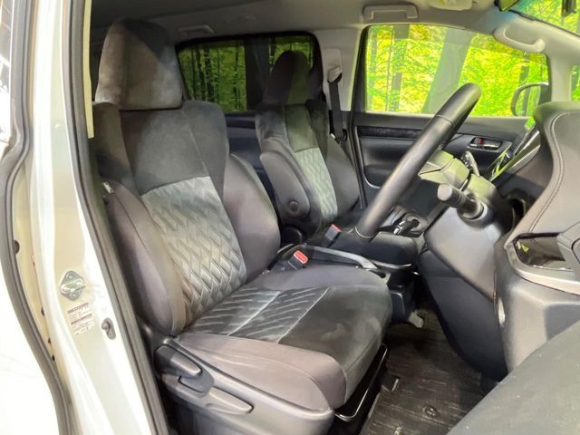 TOYOTA VELLFIRE 2018