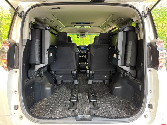 TOYOTA VELLFIRE 2018