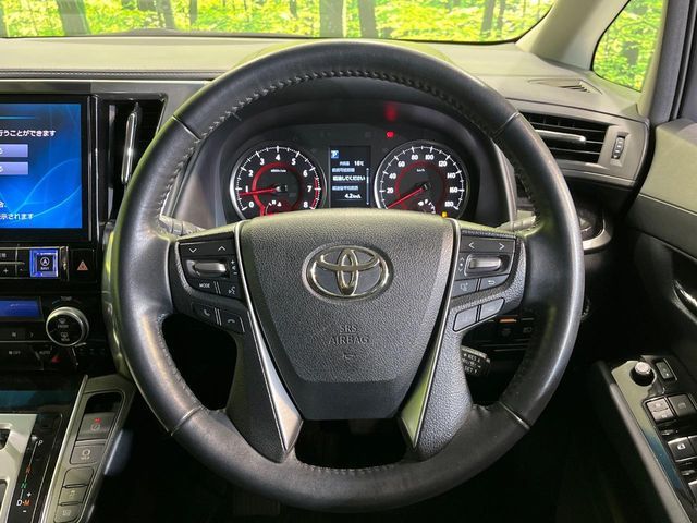 TOYOTA VELLFIRE 2018