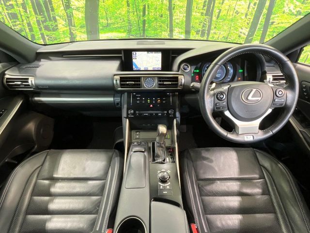 TOYOTA LEXUS IS300h 2013