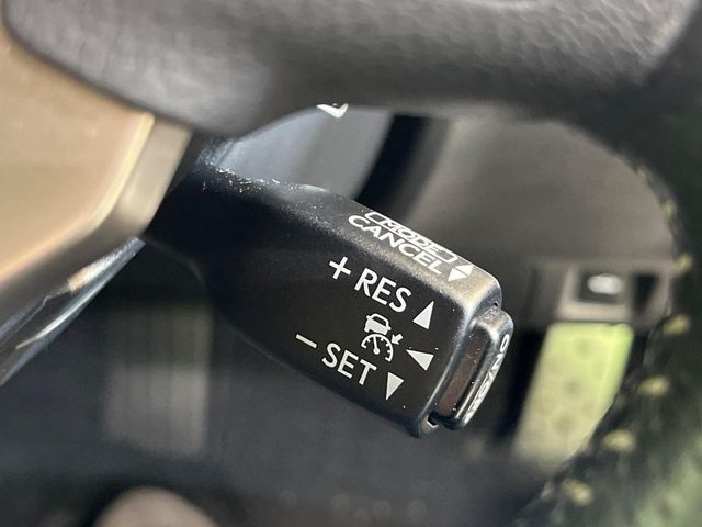 TOYOTA LEXUS IS300h 2013