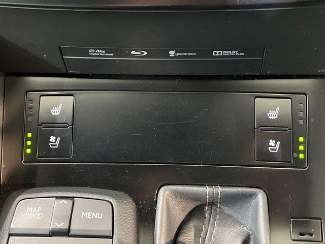 TOYOTA LEXUS IS300h 2013