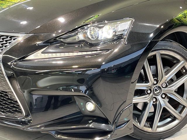 TOYOTA LEXUS IS300h 2013